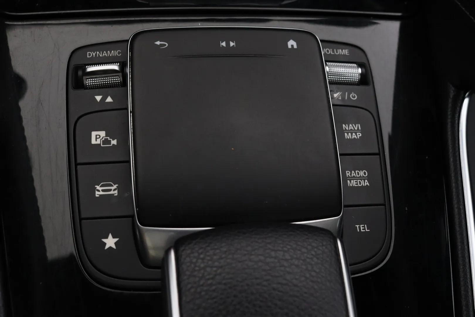 Mercedes-Benz GLE JLO-177 carousel image