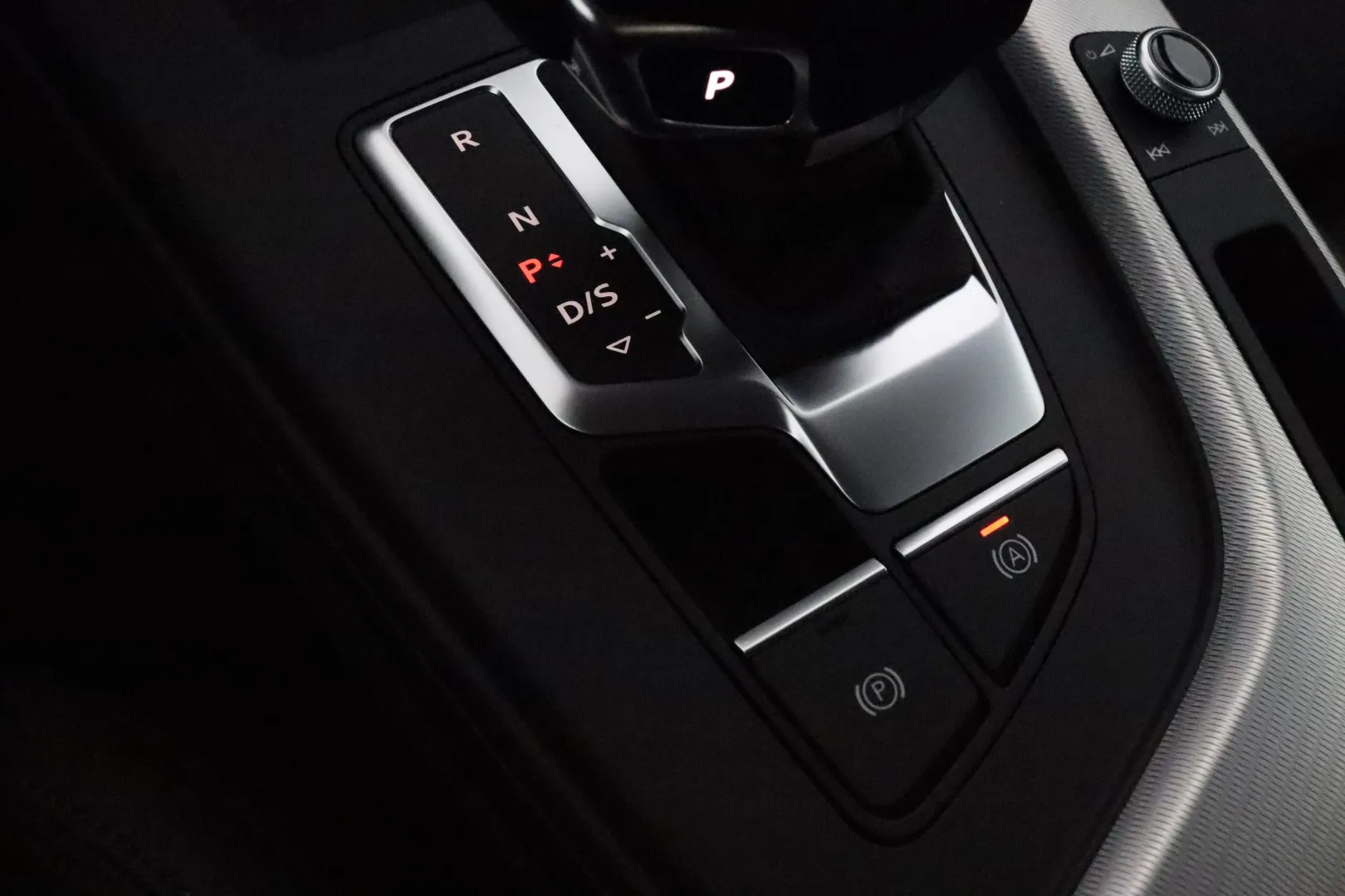 AUDI A5 MOR-621 carousel image