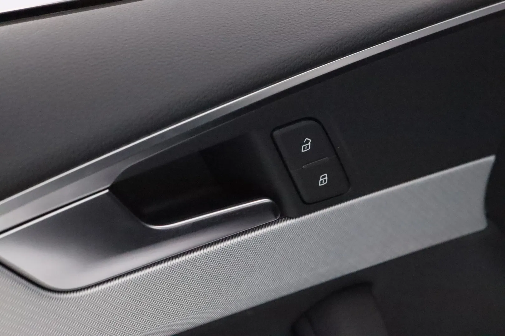 AUDI A5 MOR-621 carousel image