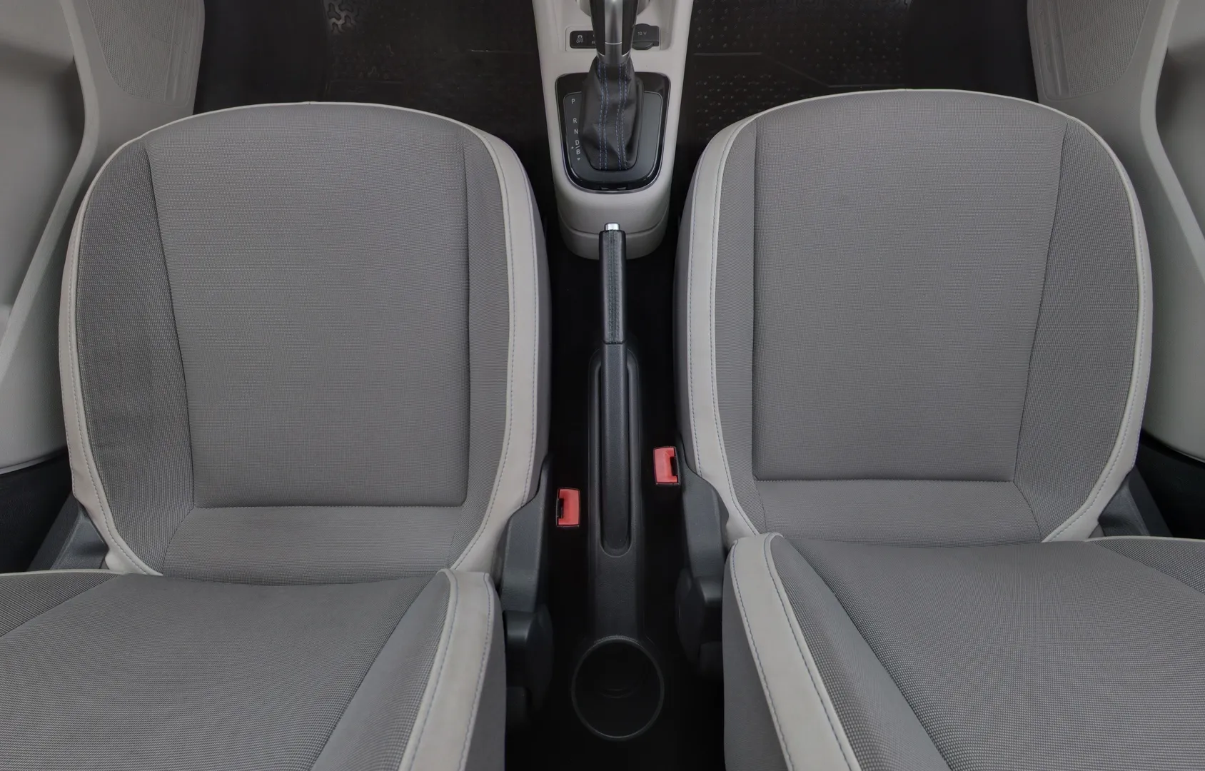 VOLKSWAGEN up! LNE-520 carousel image