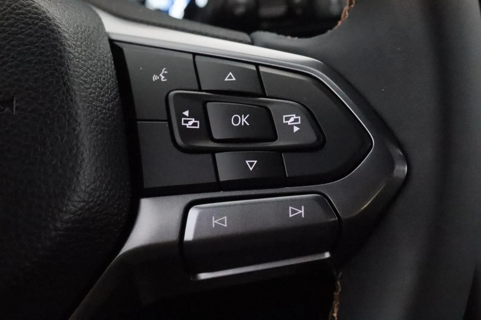 Volkswagen Amarok SRO-290 carousel image