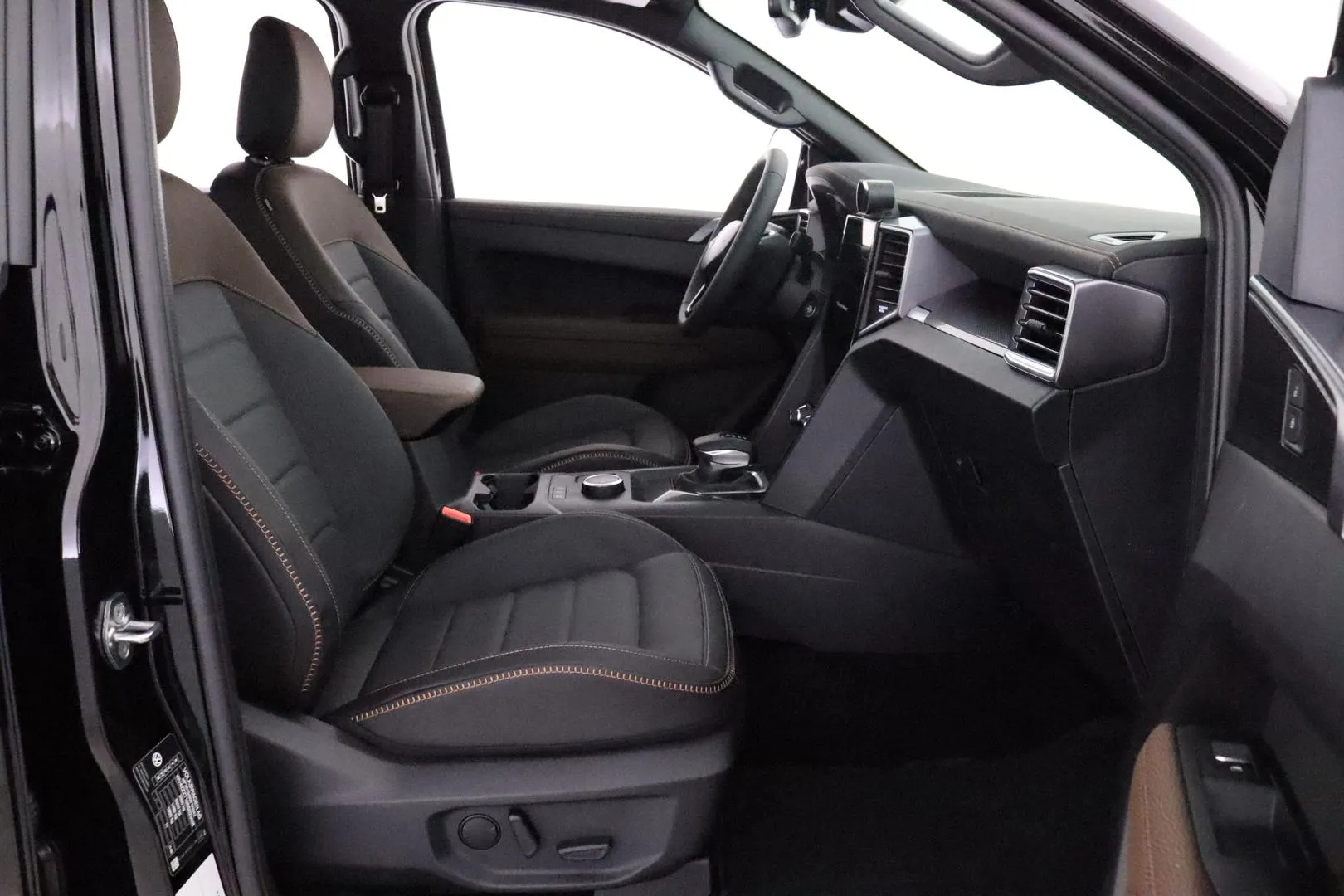 Volkswagen Amarok SRO-290 carousel image