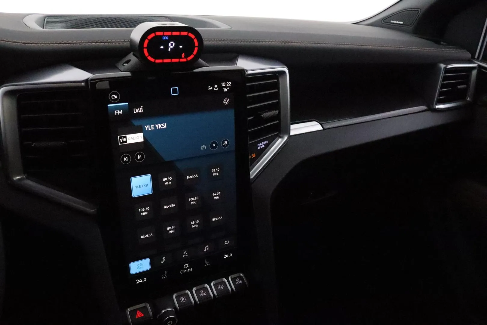 Volkswagen Amarok SRO-290 carousel image