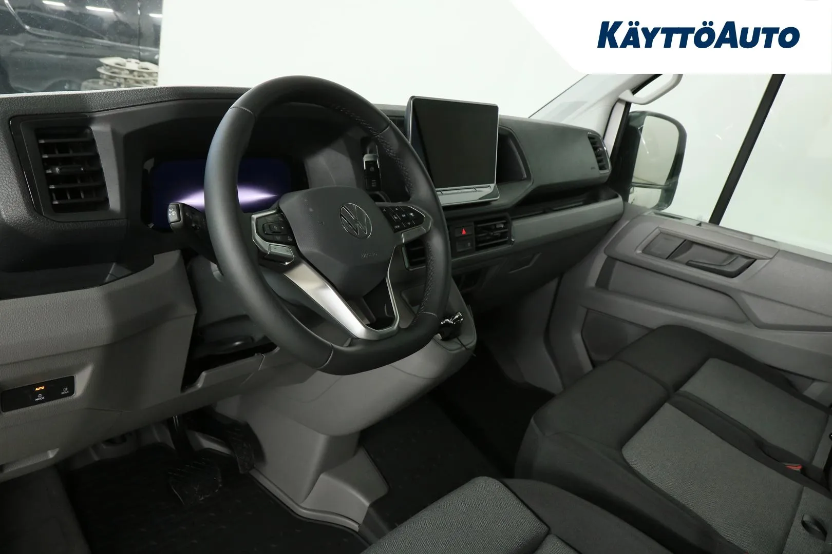 Volkswagen Crafter KXM-846 carousel image