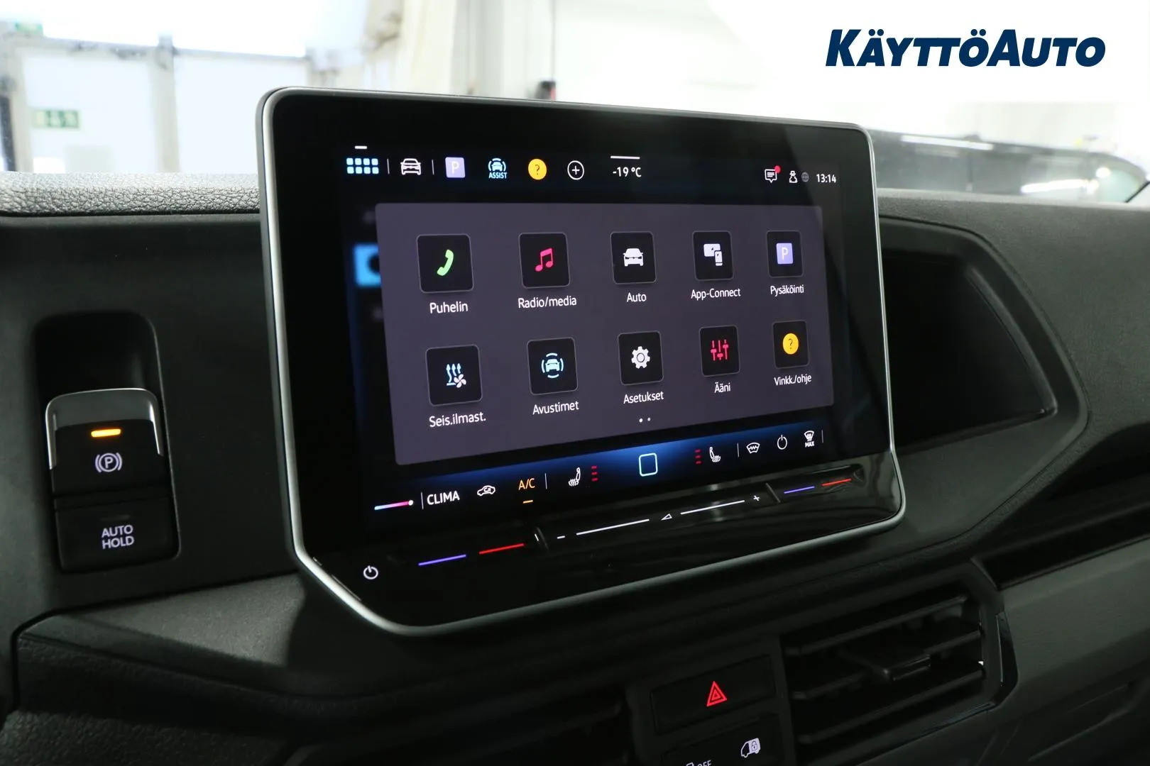 Volkswagen Crafter KXM-846 carousel image