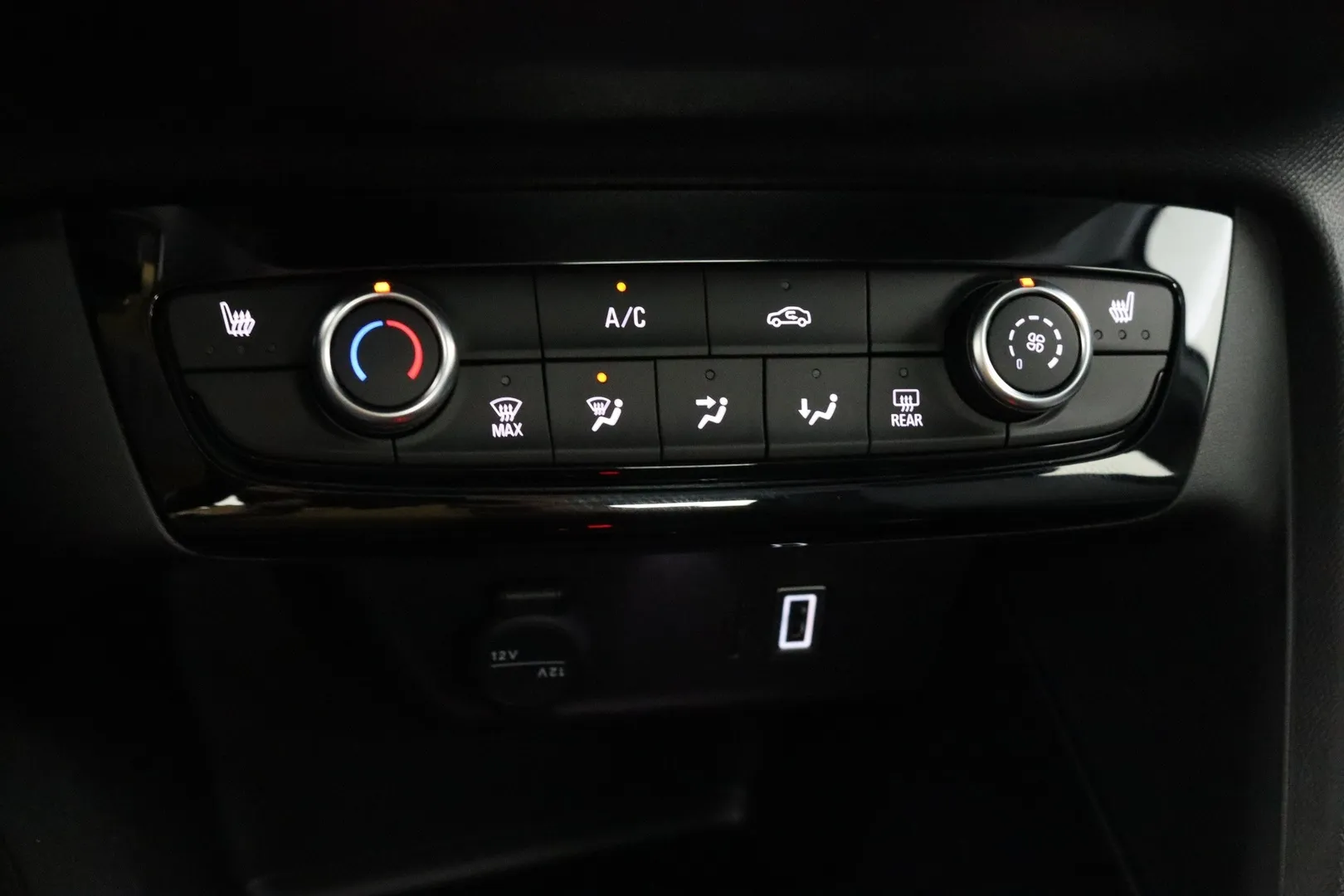 Opel Corsa SRS-787 carousel image