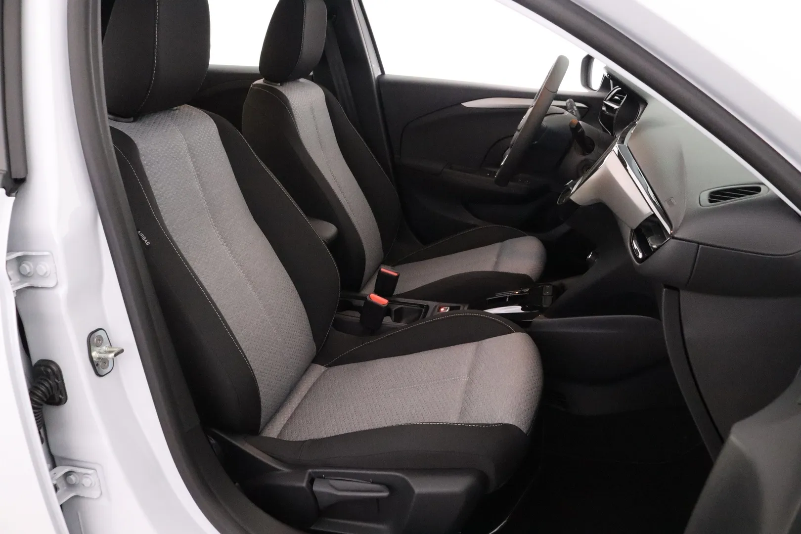 Opel Corsa SRS-787 carousel image