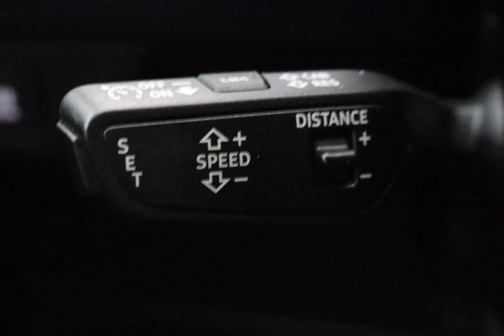 AUDI Q4 e-tron NMT-388 carousel image