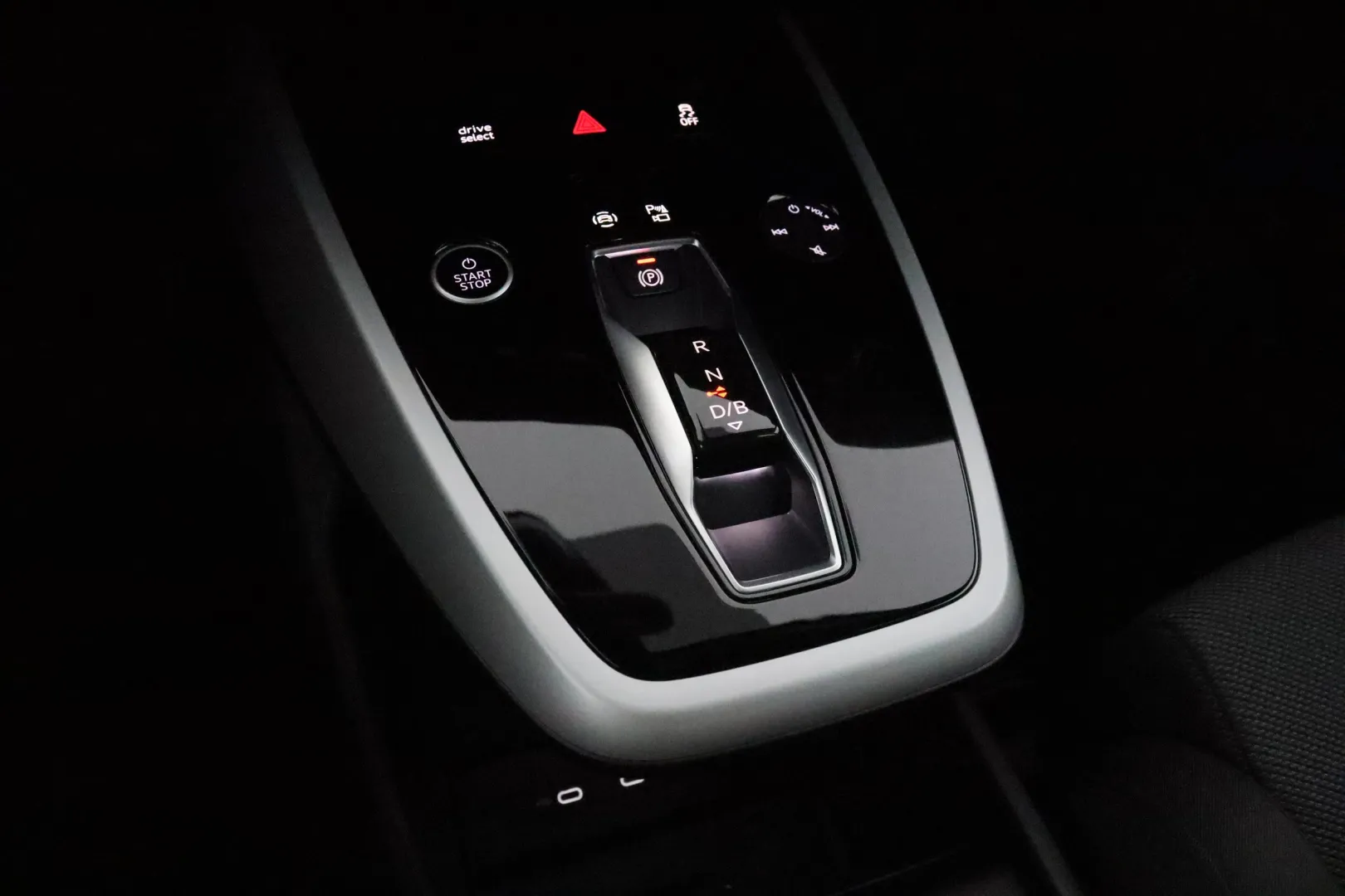 AUDI Q4 e-tron NMT-388 carousel image