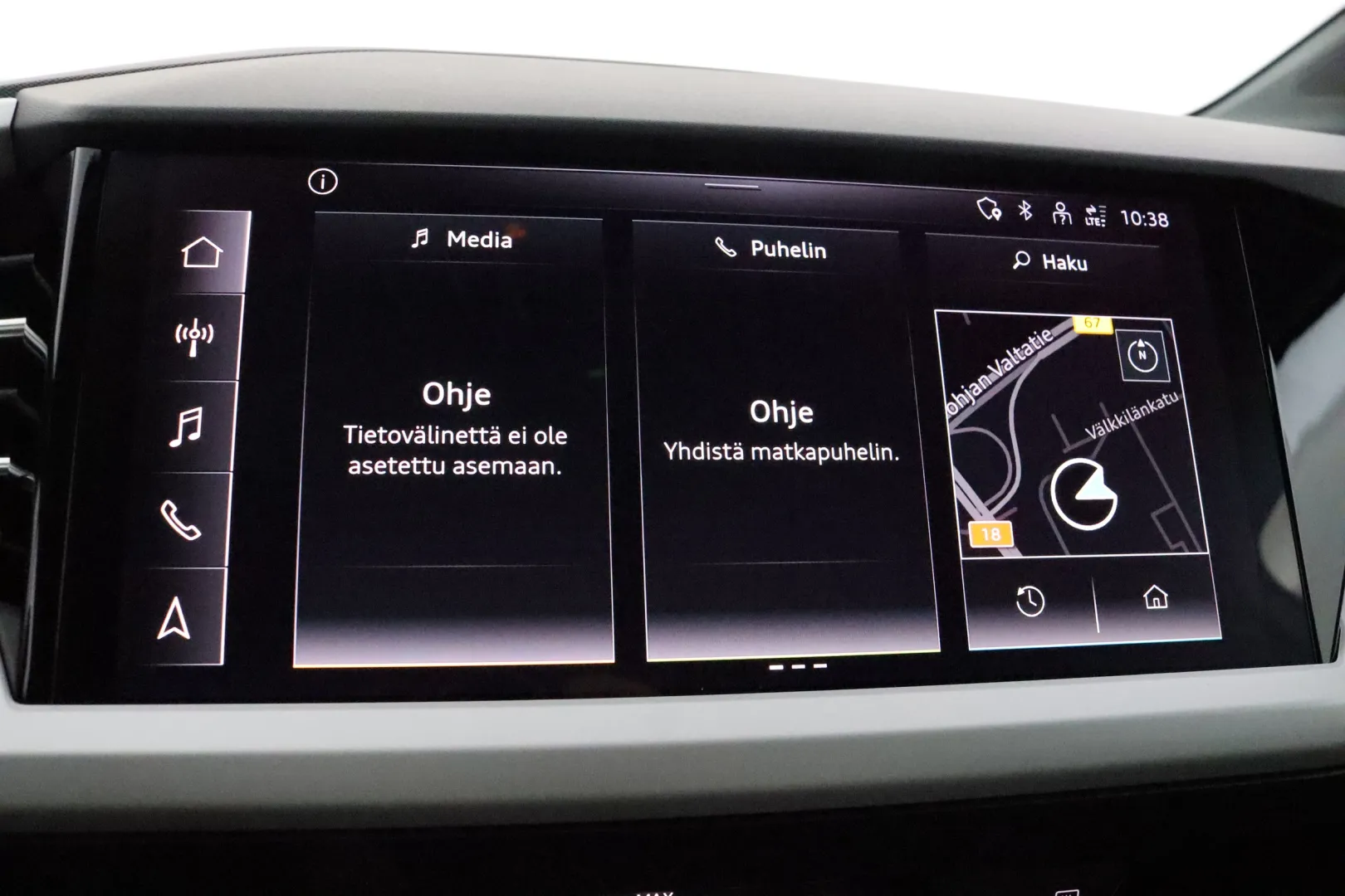 AUDI Q4 e-tron NMT-388 carousel image