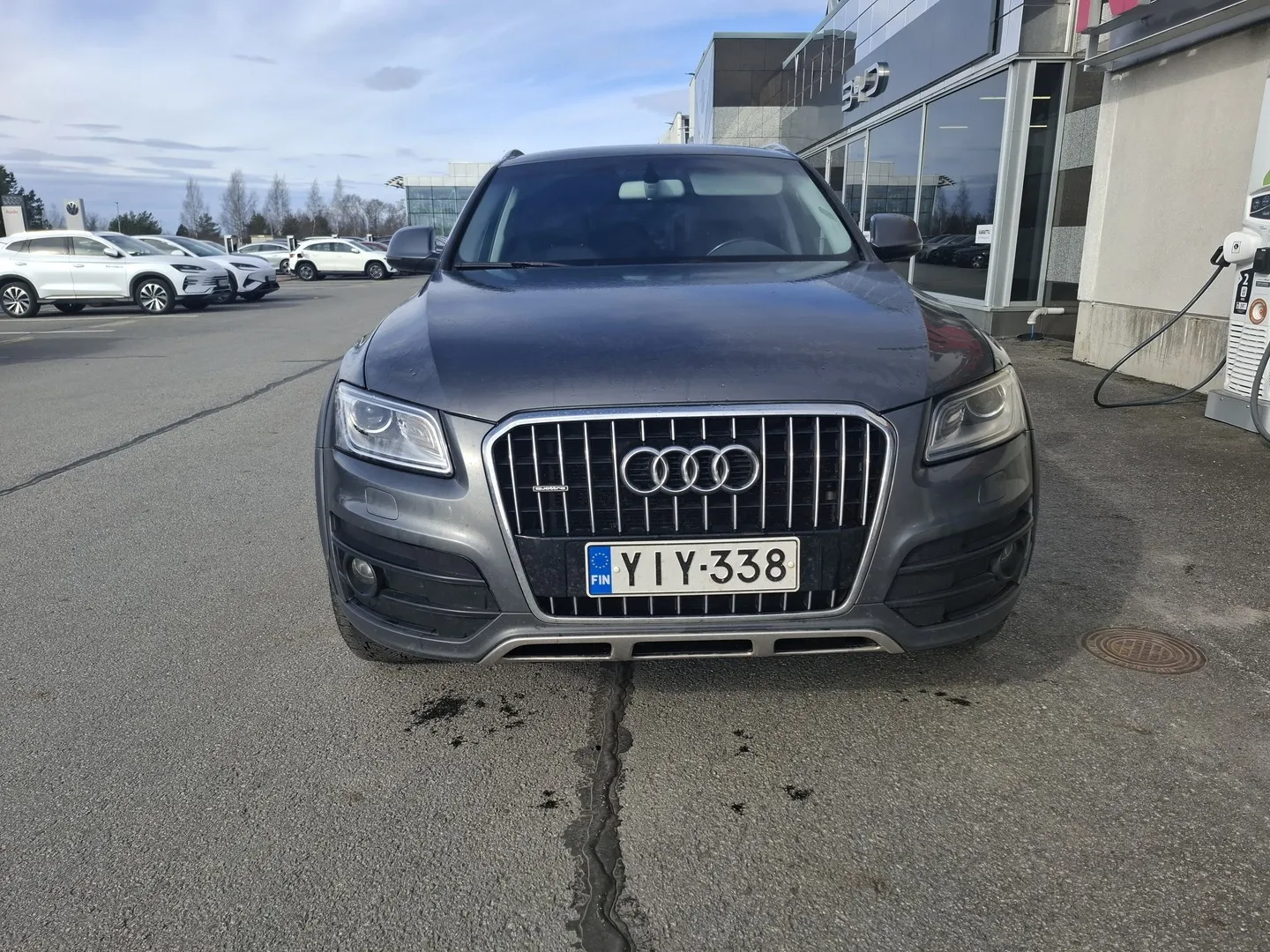 Audi Q5 YIY-338 carousel image