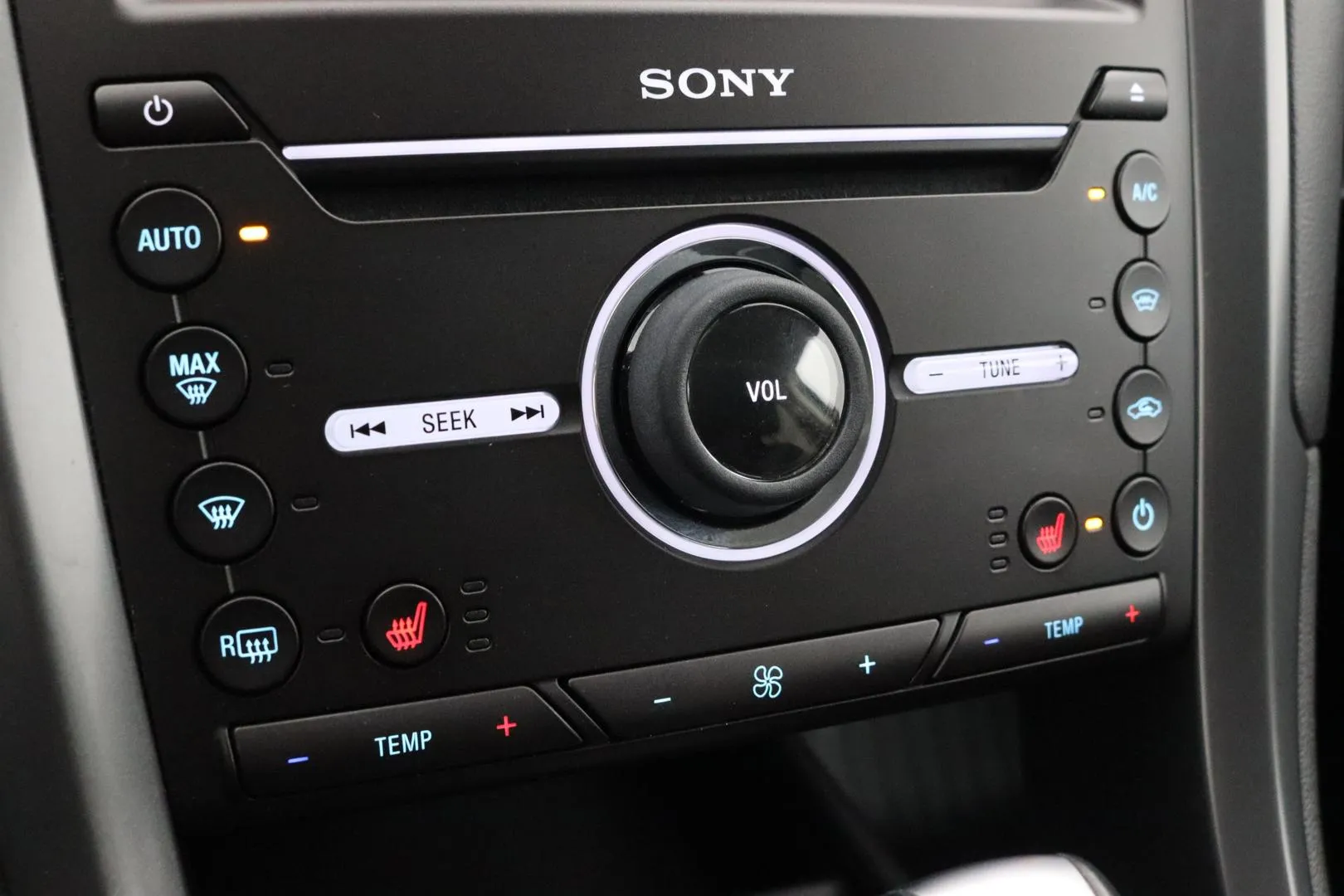 Ford Mondeo BSX-124 carousel image