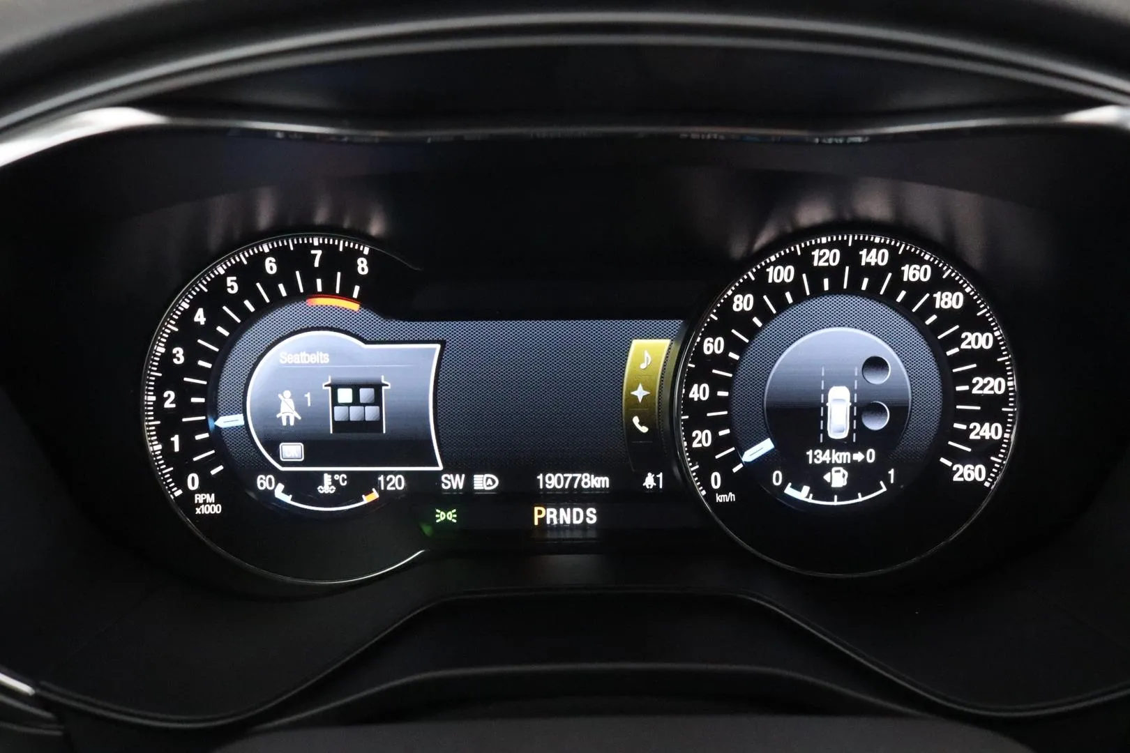 Ford Mondeo BSX-124 carousel image