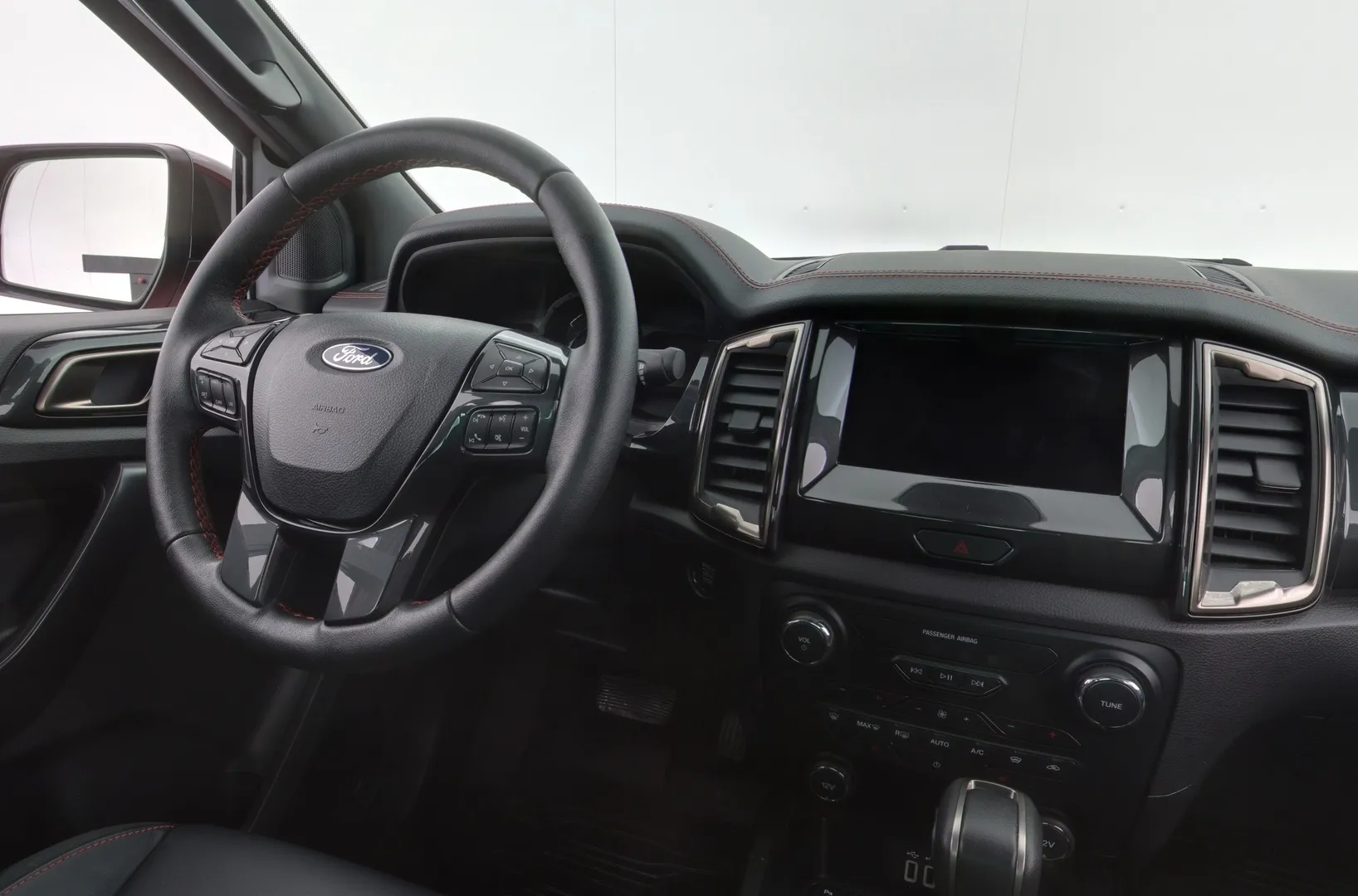 FORD Ranger KUV-817 carousel image