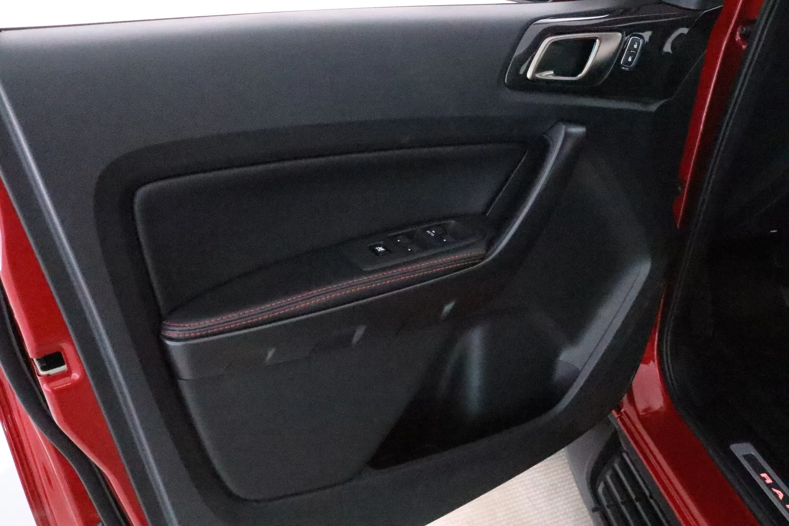 FORD Ranger KUV-817 carousel image