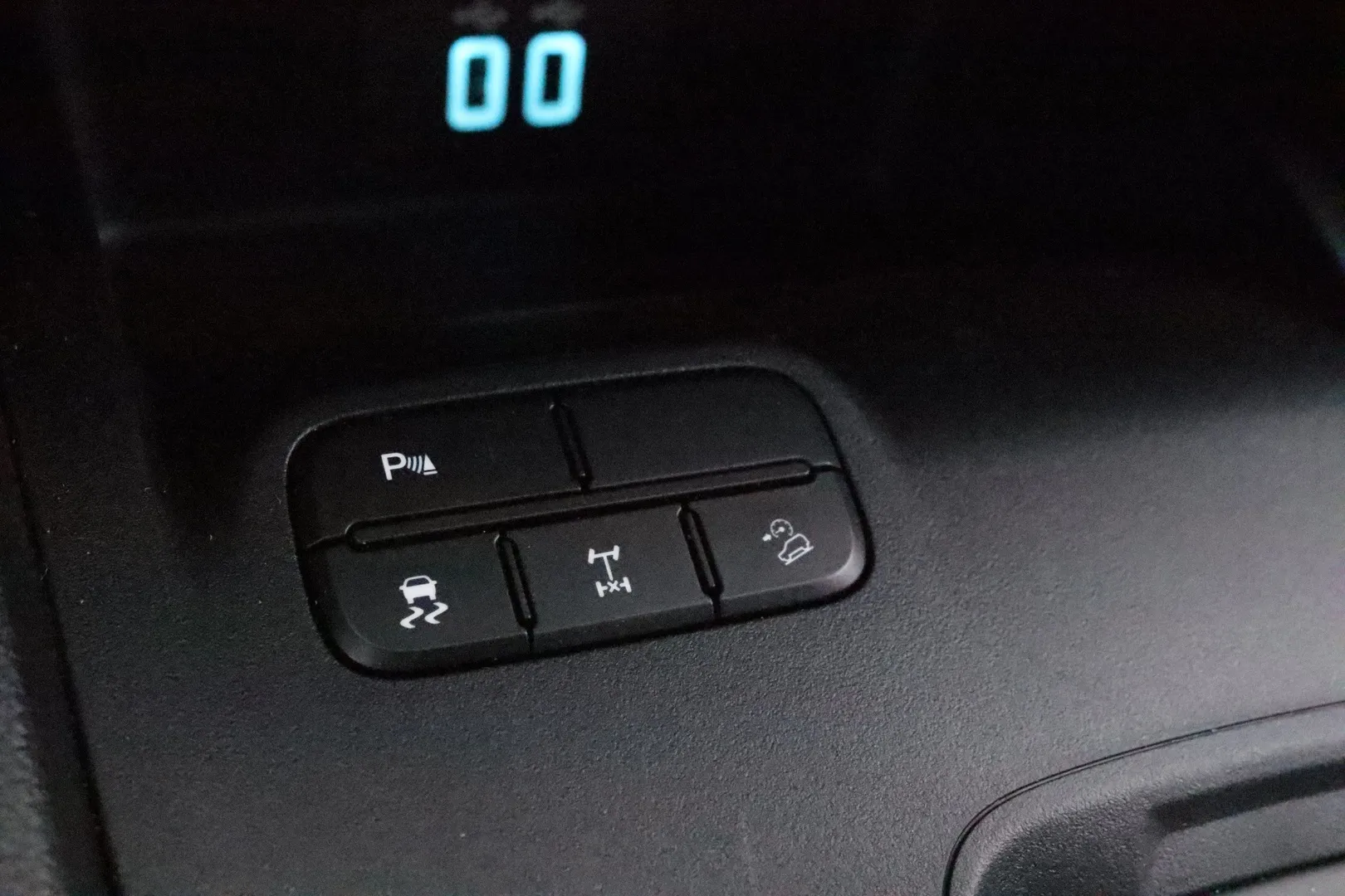 FORD Ranger KUV-817 carousel image