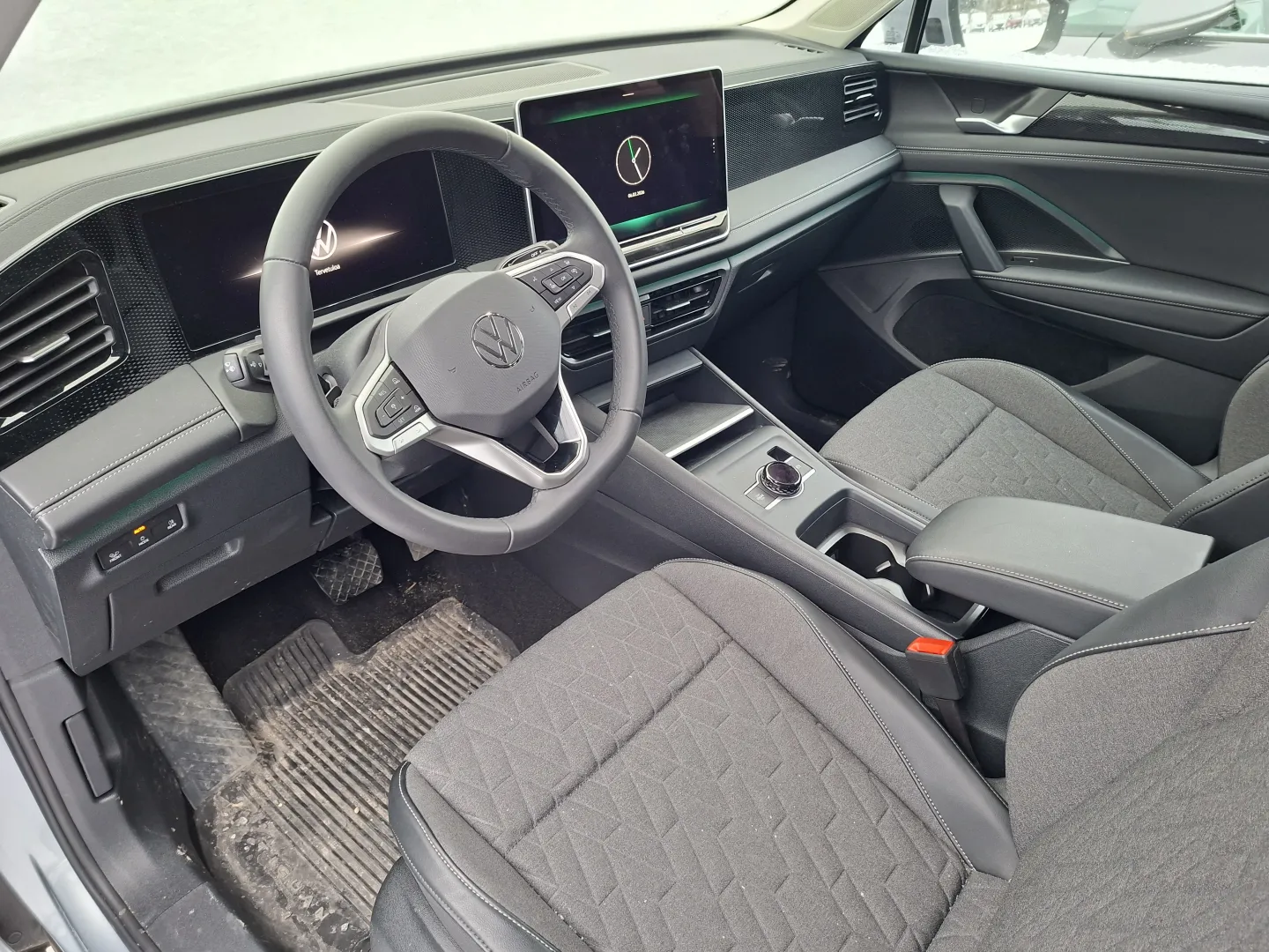 Volkswagen Tiguan FRU-315 carousel image