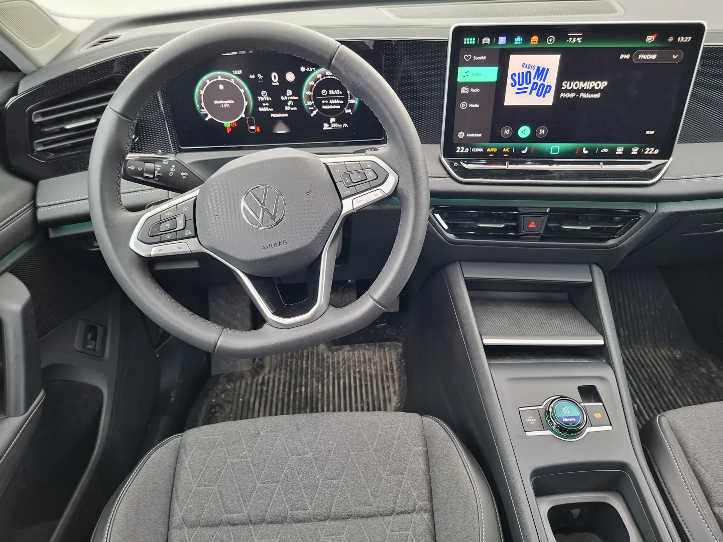 Volkswagen Tiguan FRU-315 carousel image