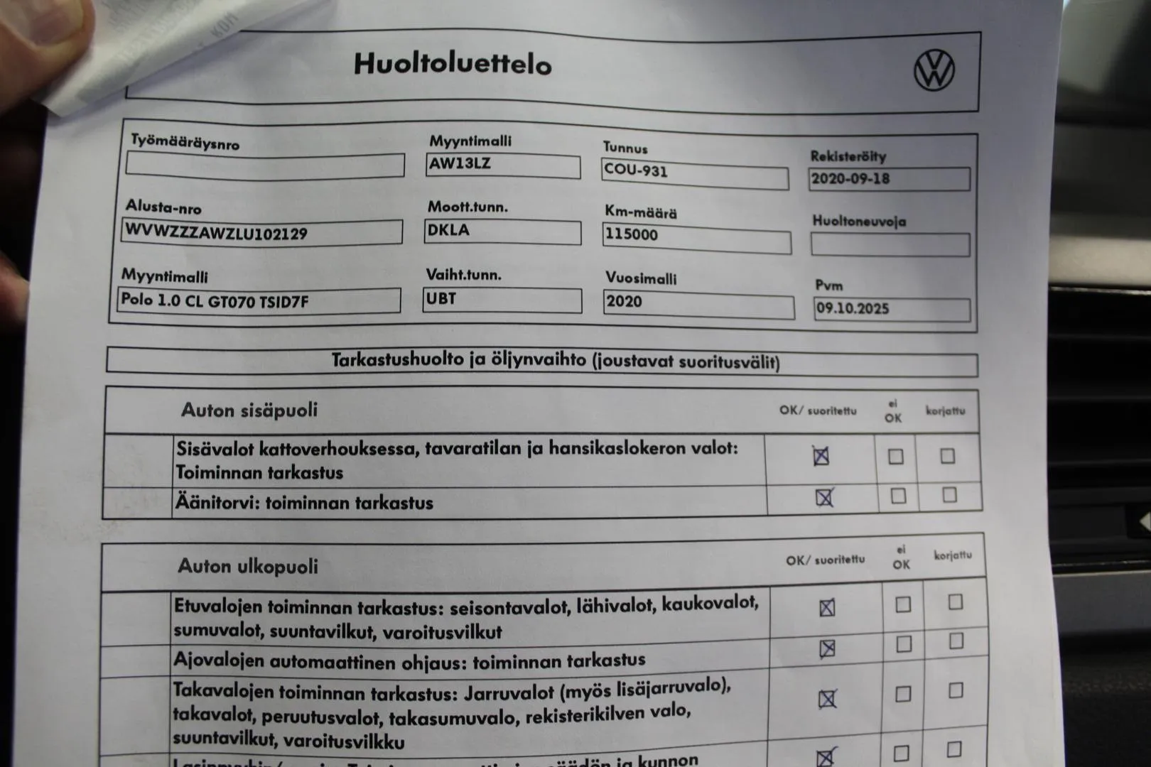 VOLKSWAGEN Polo COU-931 carousel image