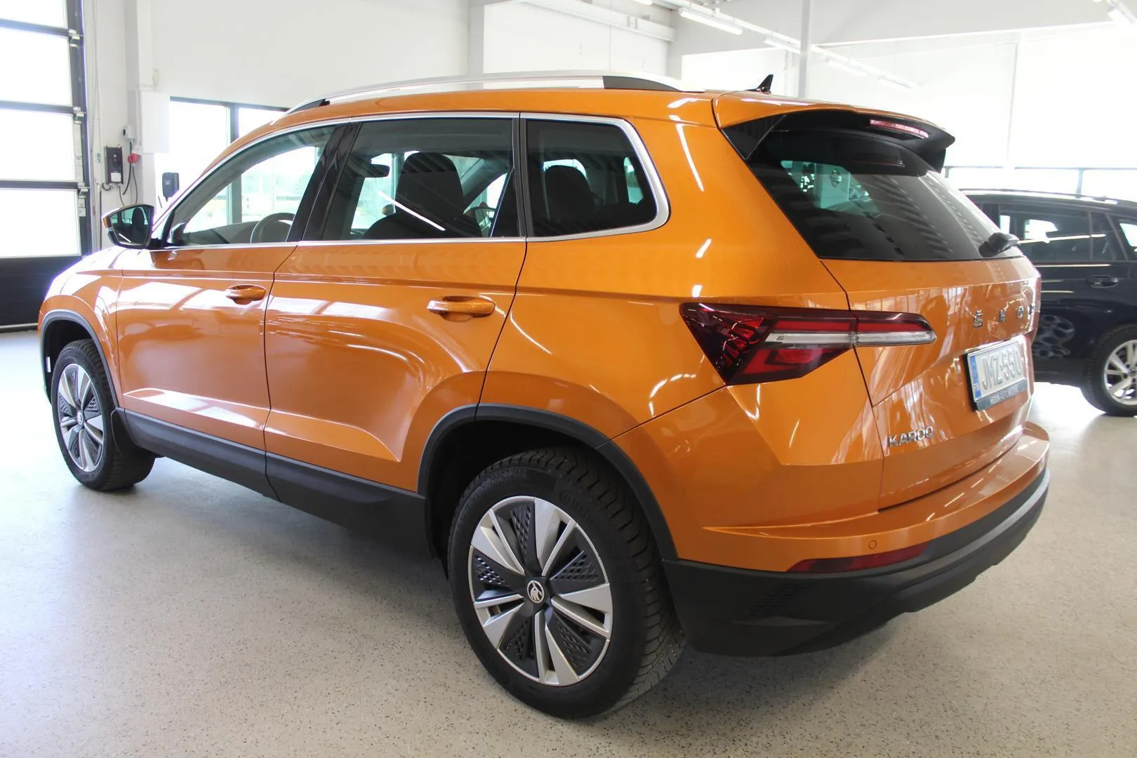 Skoda Karoq JMZ-550 carousel image