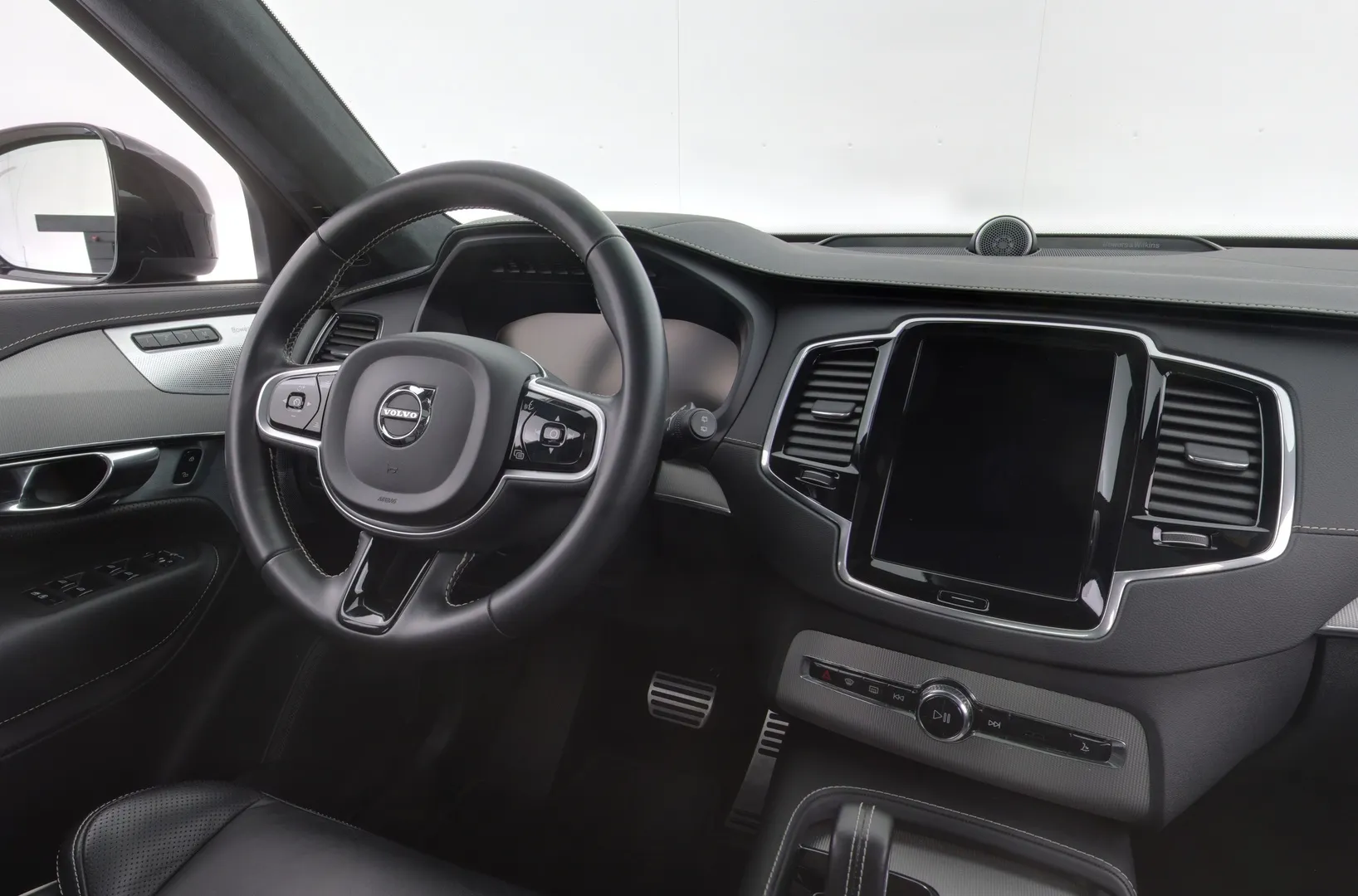 Volvo XC90 SPA-576 carousel image