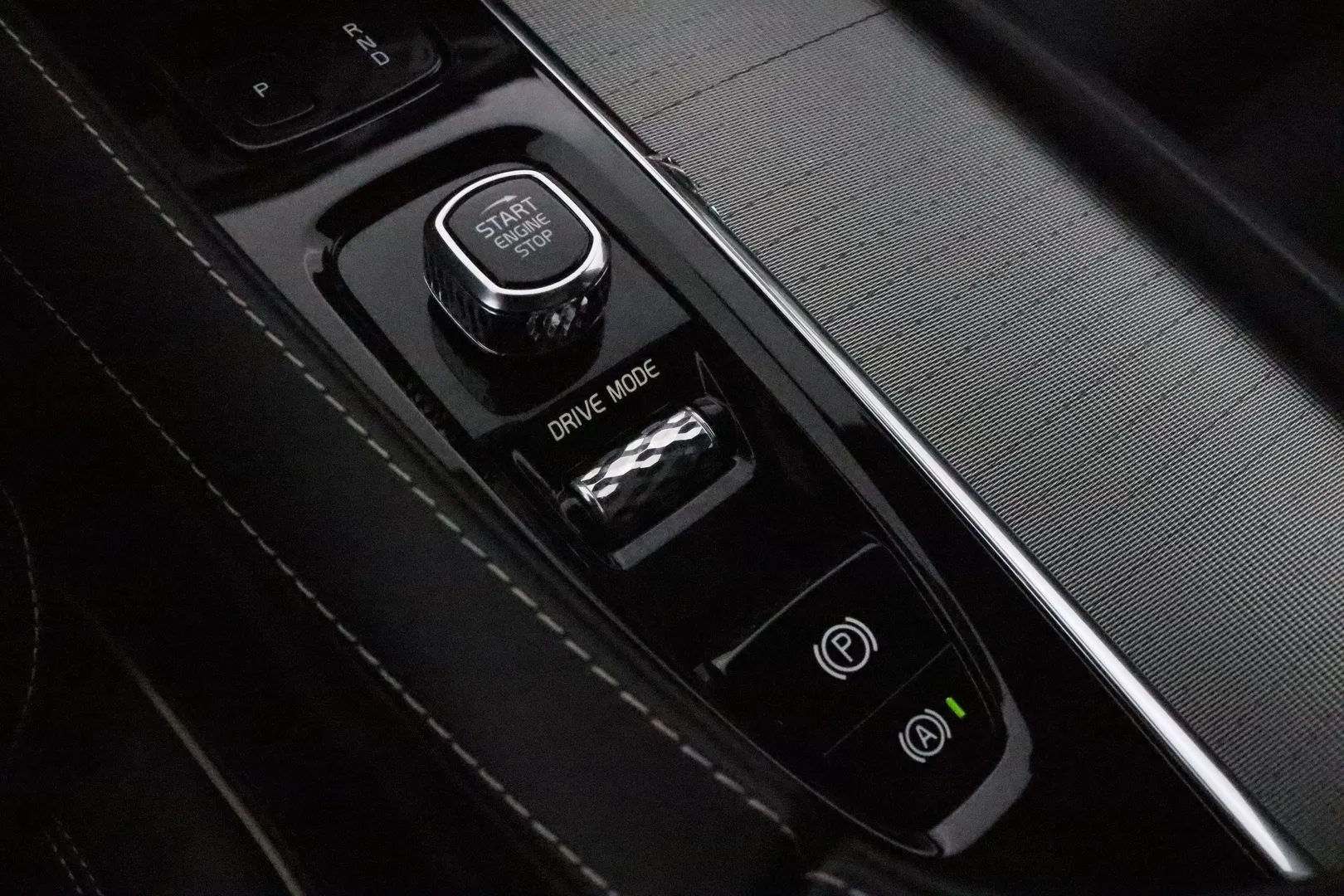 Volvo XC90 SPA-576 carousel image