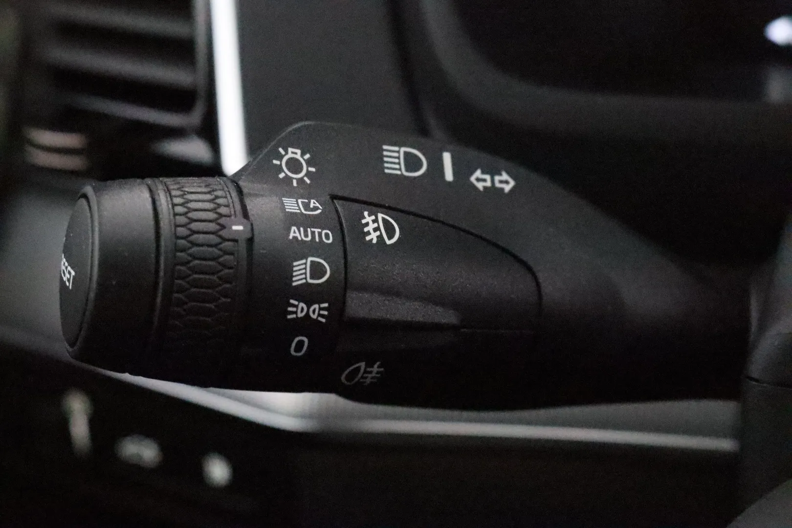 Volvo XC90 SPA-576 carousel image