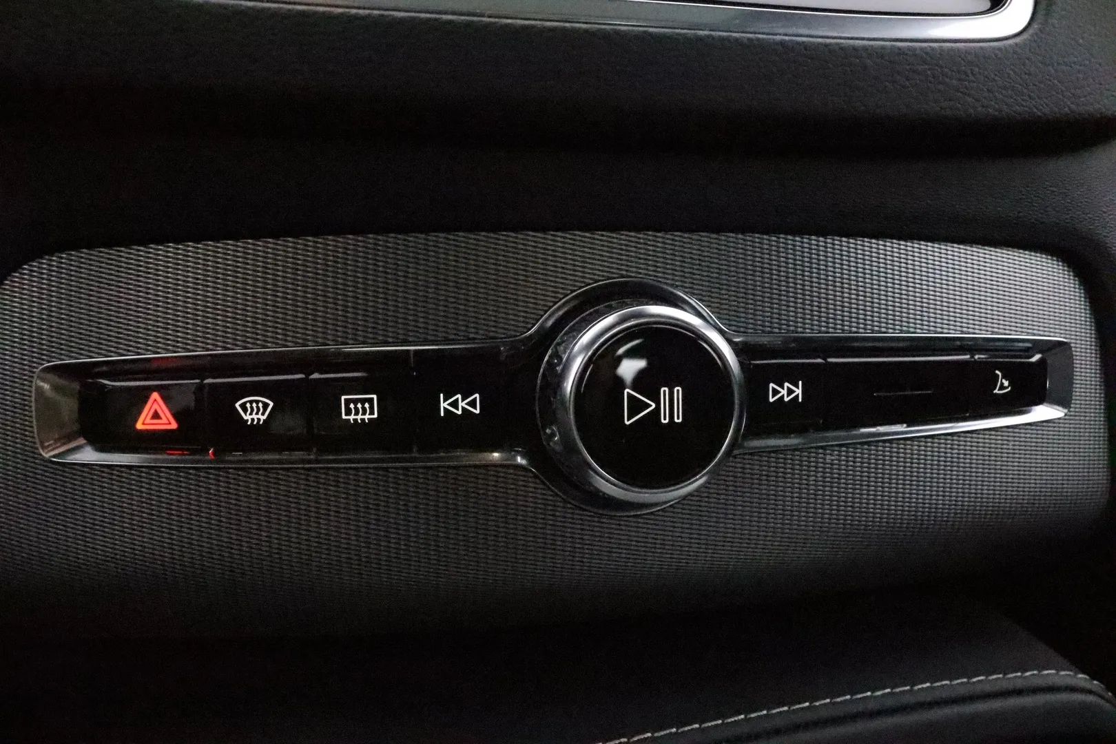 Volvo XC90 SPA-576 carousel image