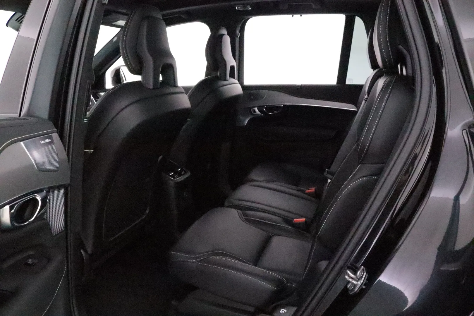 Volvo XC90 SPA-576 carousel image