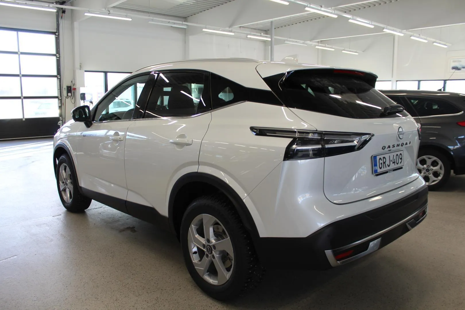 Nissan Qashqai GRJ-409 carousel image