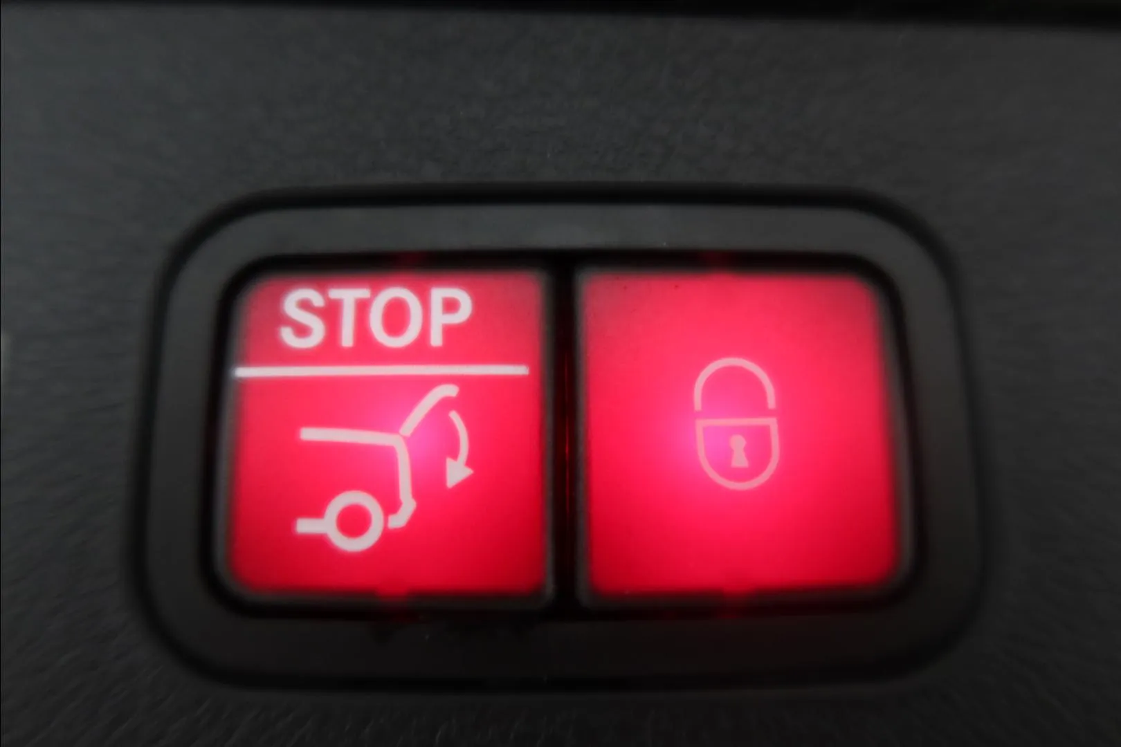 MERCEDES-BENZ E FSF-693 carousel image