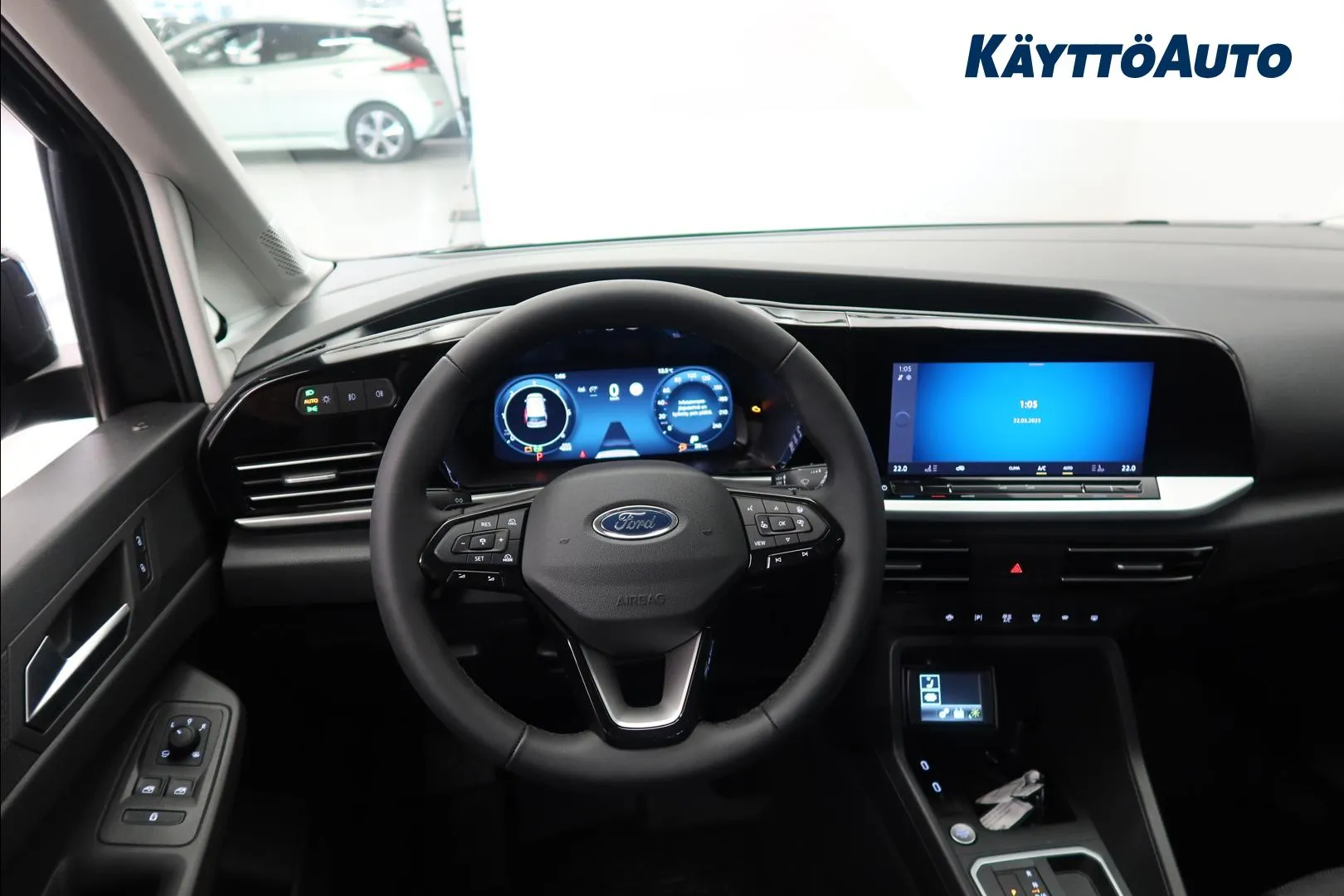 Ford Grand Tourneo Connect ZPH-385 carousel image