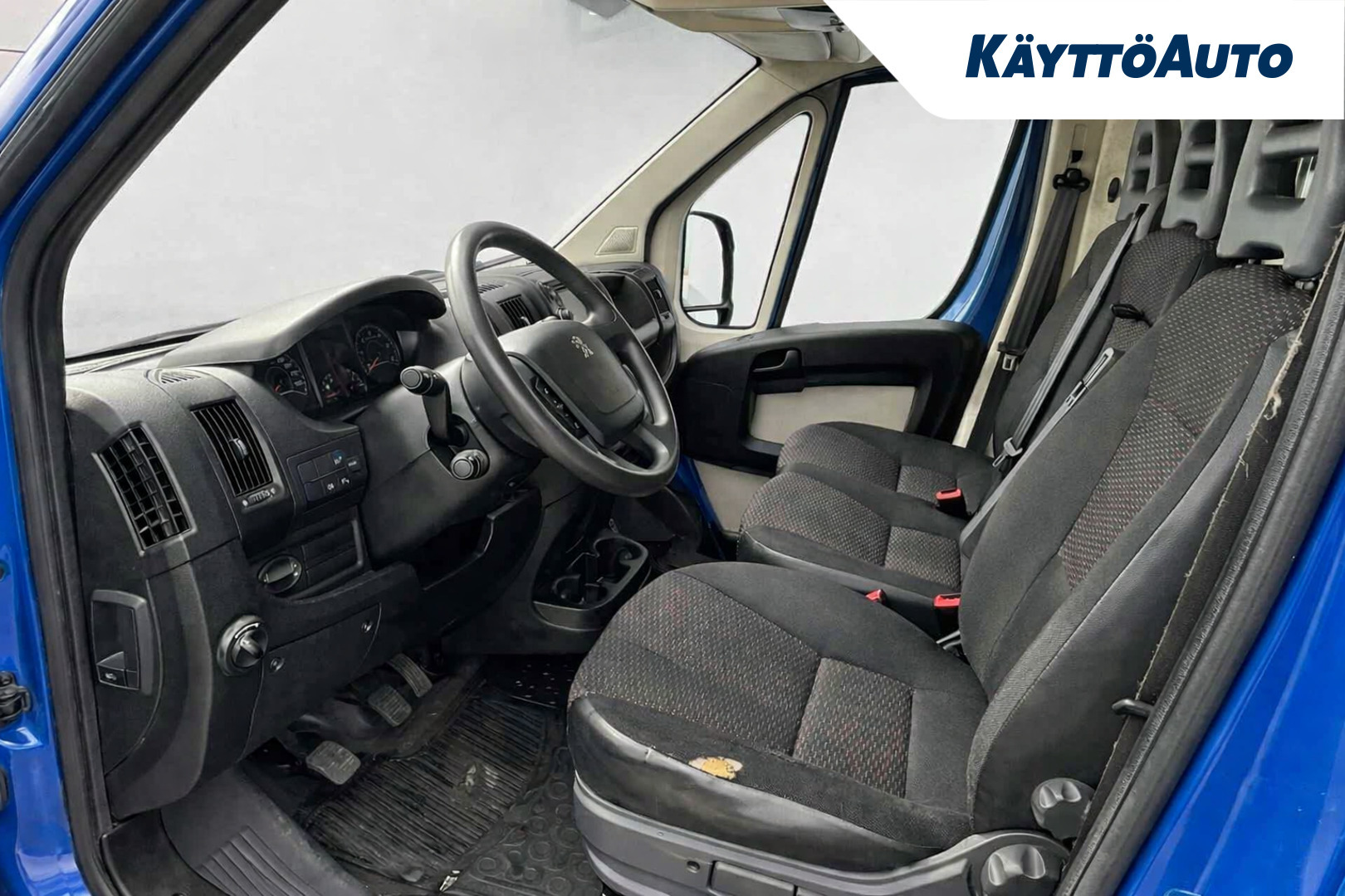 Peugeot Boxer 335 L2H1 BlueHDi 110 2019, photo 5/15