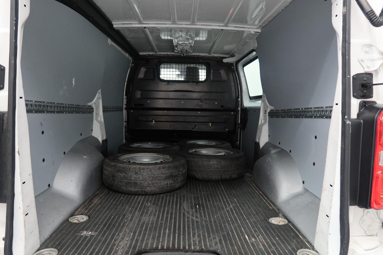 Citroen Jumpy BlueHDi 120 XL 2018, kuva 5/16