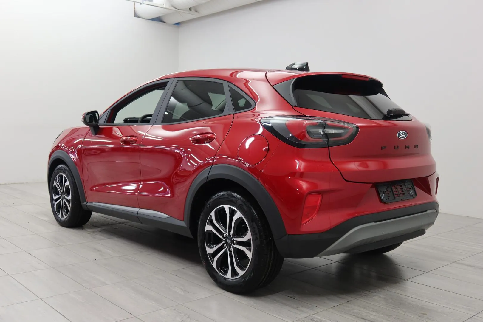 Ford Puma JNV-111 carousel image