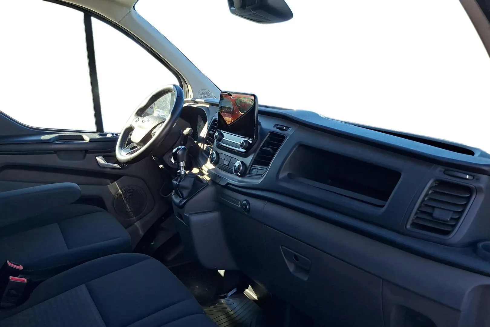 Ford Transit Custom CNP-681 carousel image