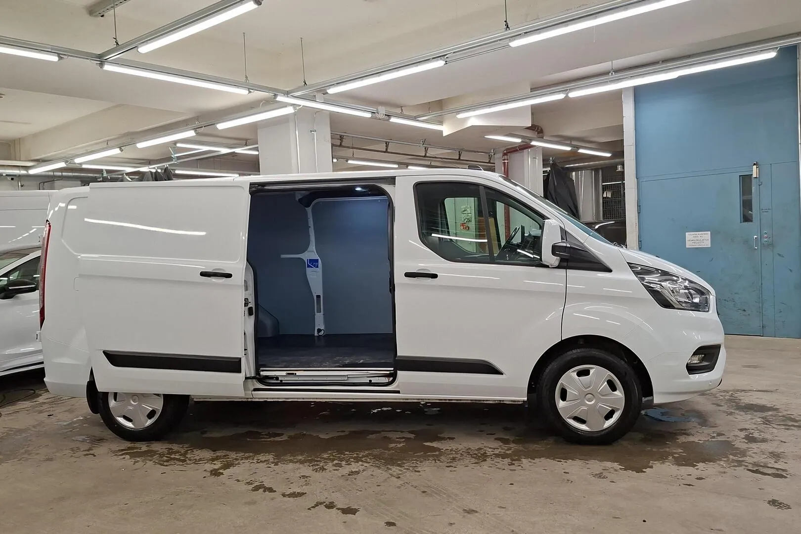FORD Transit Custom CNP-684 carousel image