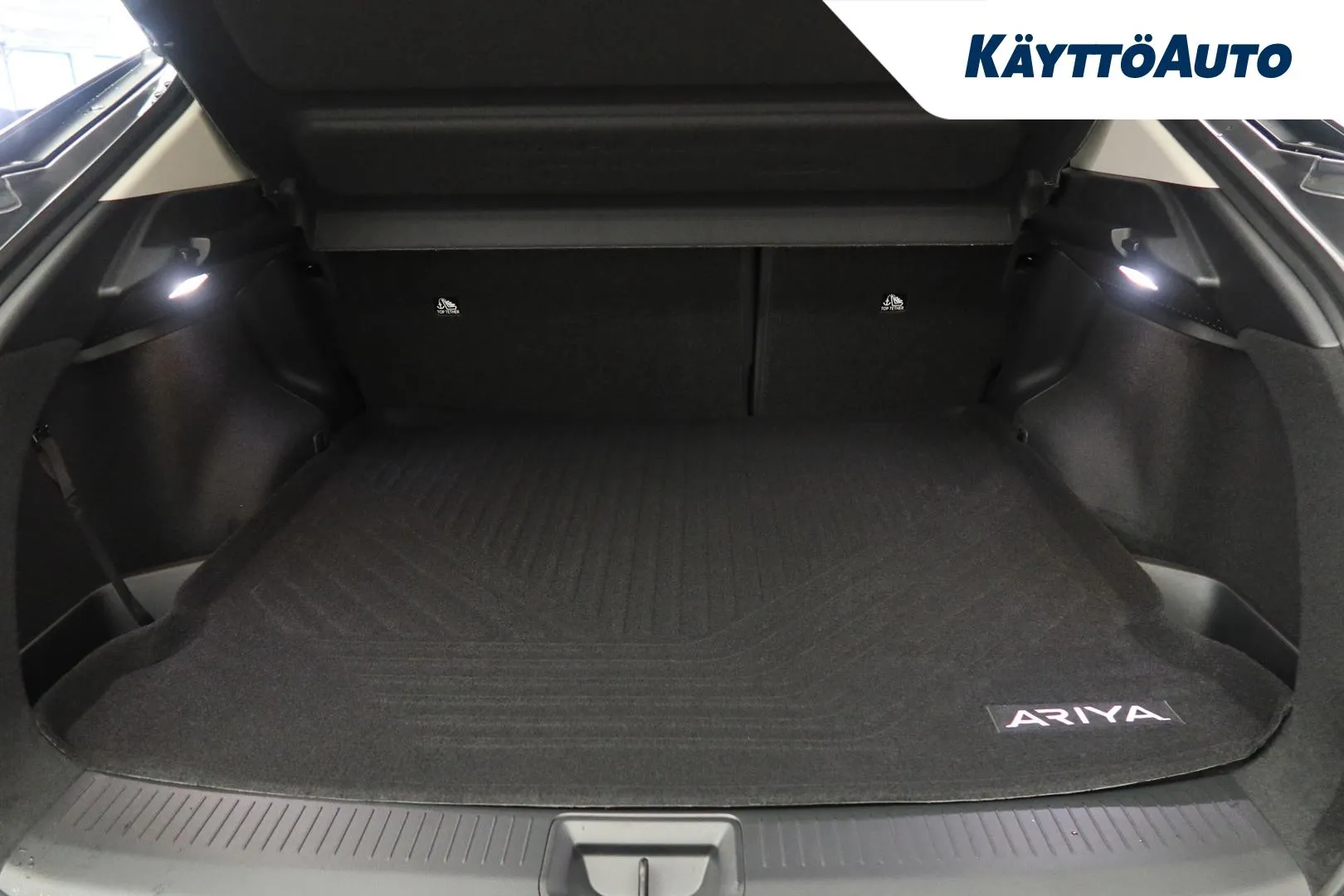 Nissan Ariya LTE-349 carousel image