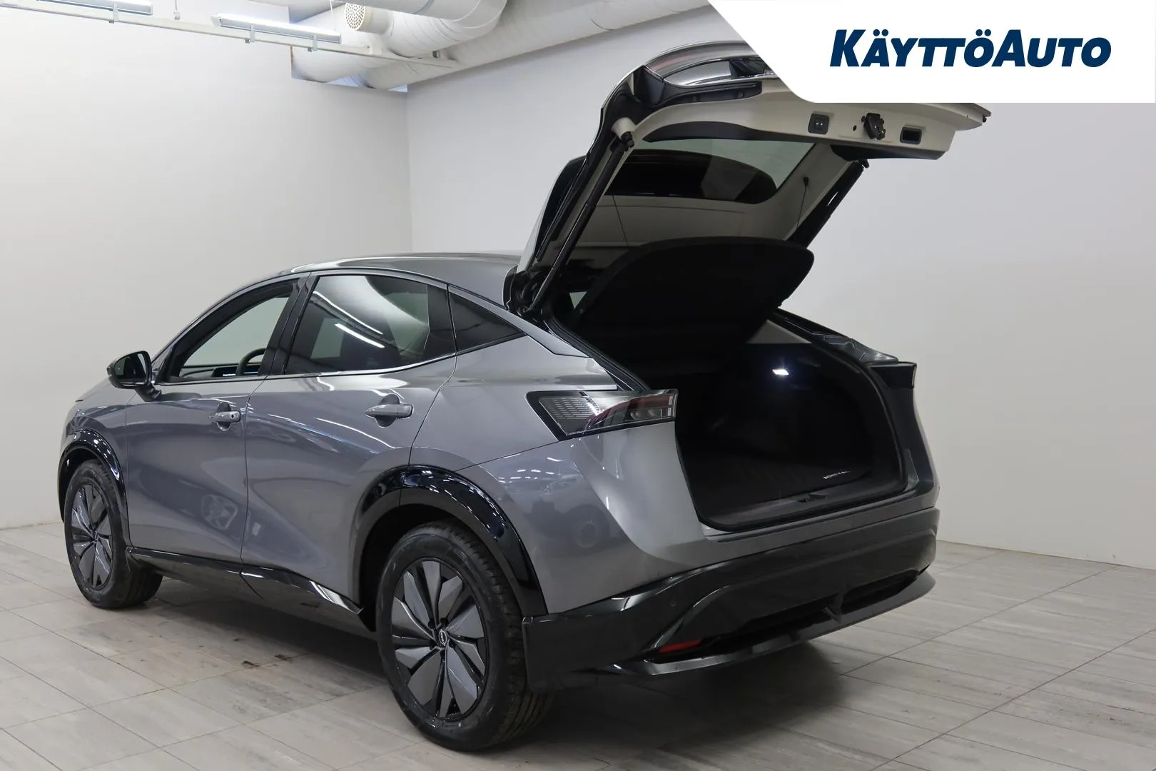 Nissan Ariya LTE-349 carousel image