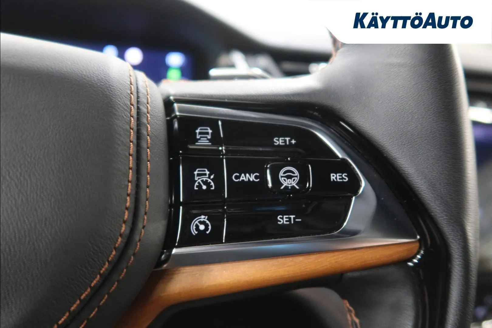 Jeep Grand Cherokee JNN-612 carousel image