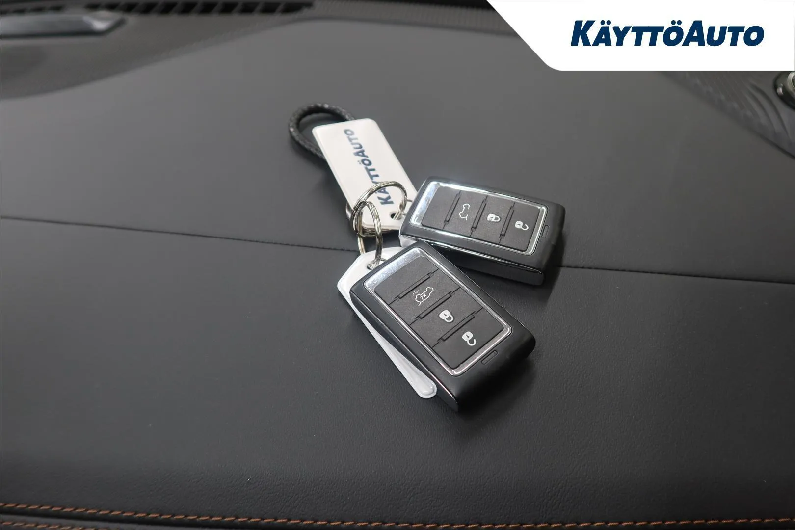 Jeep Grand Cherokee JNN-612 carousel image