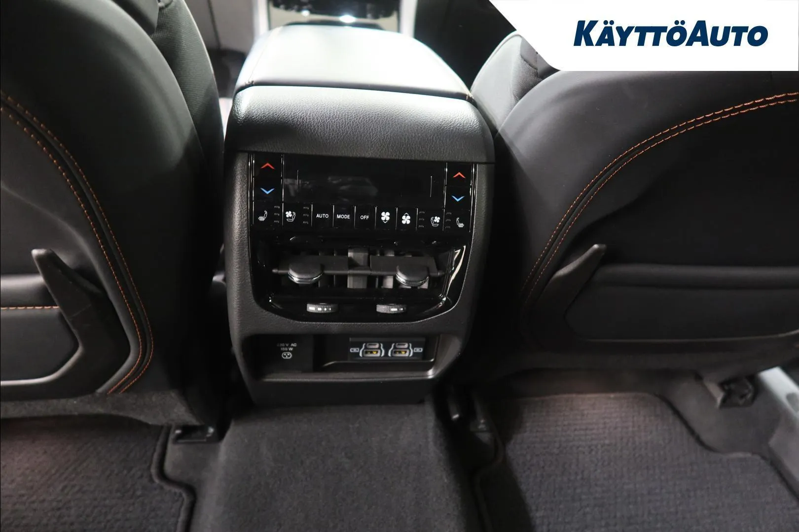 Jeep Grand Cherokee JNN-612 carousel image