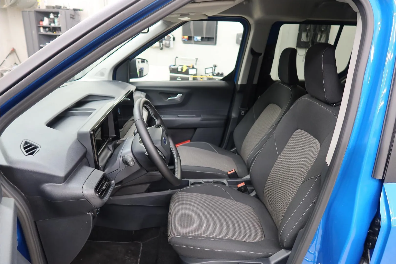 Ford Tourneo Courier JOB-679 carousel image