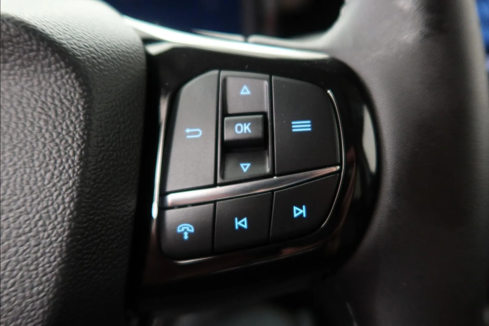 Ford Tourneo Courier JOB-679 carousel image