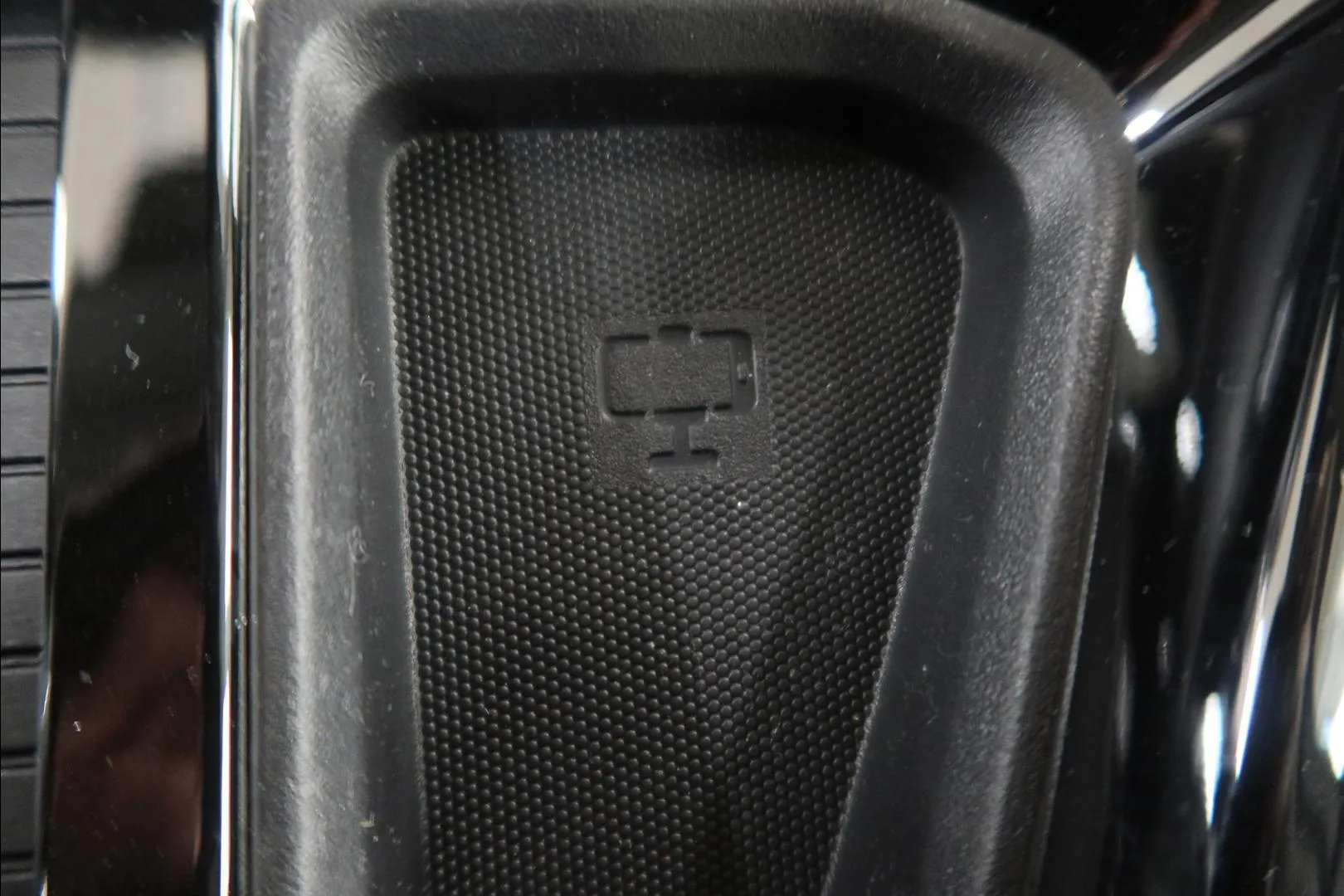 Ford Tourneo Custom ISV-885 carousel image