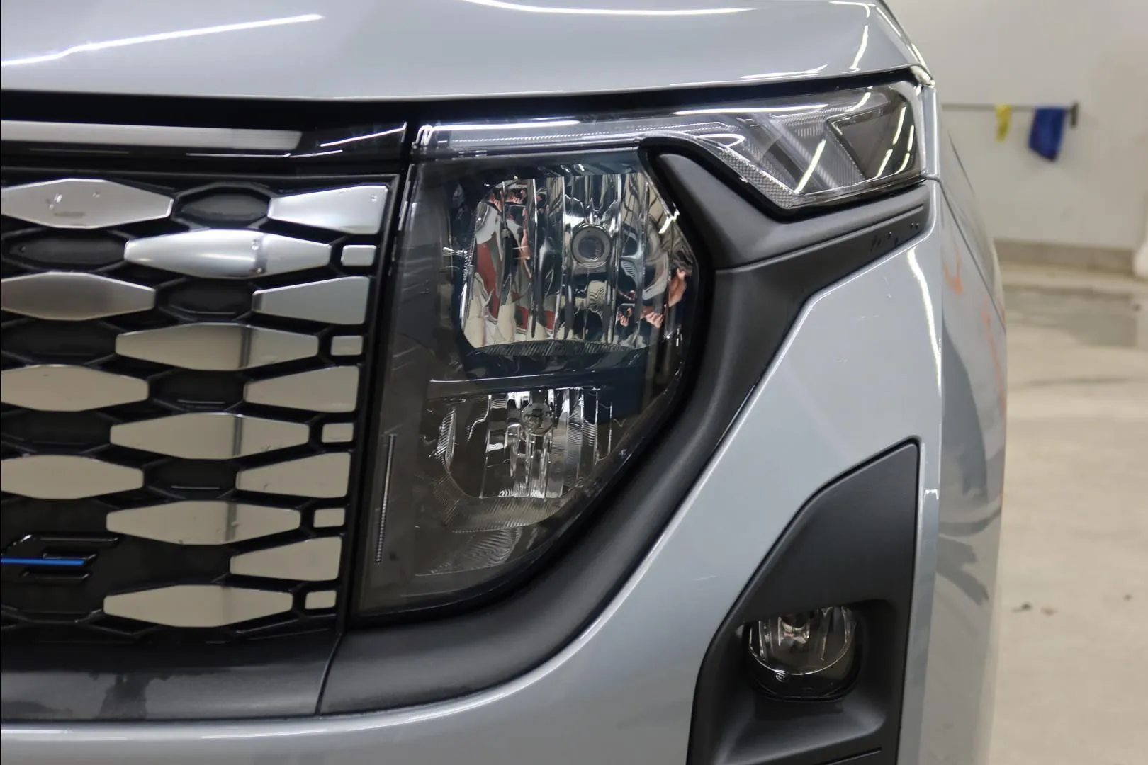 Ford Tourneo Courier ISN-290 carousel image