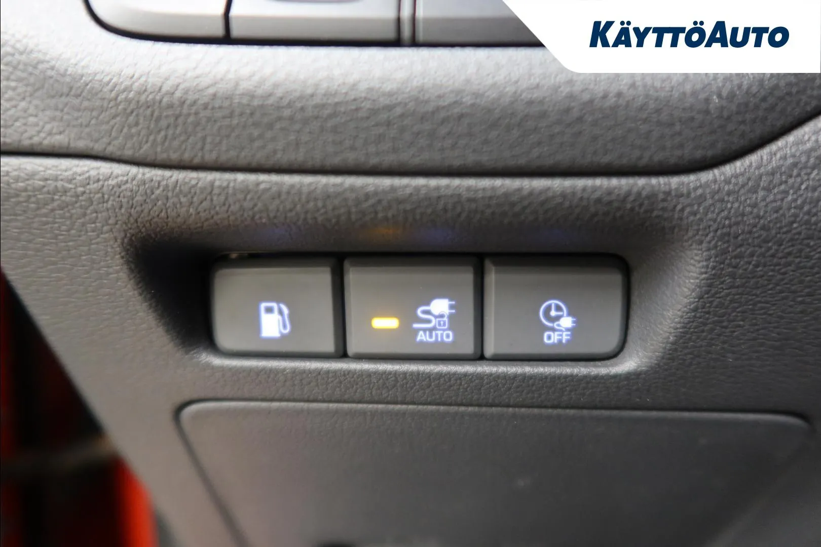 HYUNDAI IONIQ plug-in VXT-824 carousel image