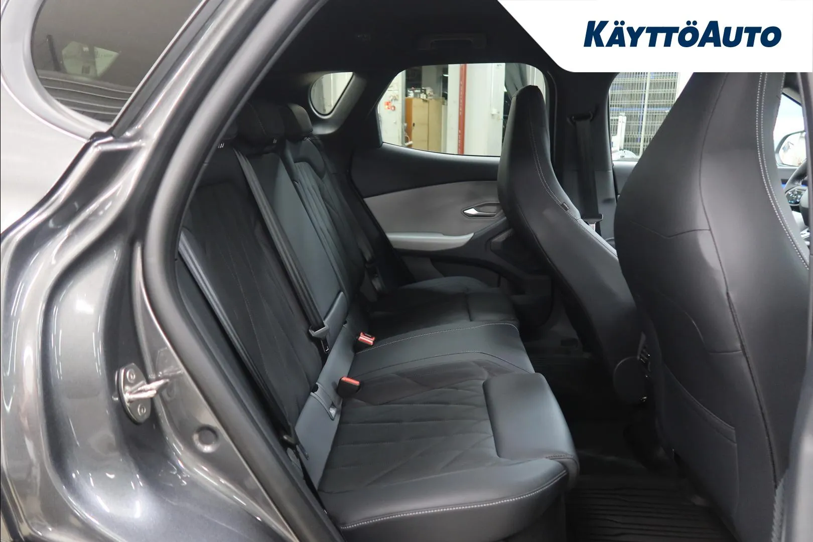 Ford Capri ZPS-552 carousel image