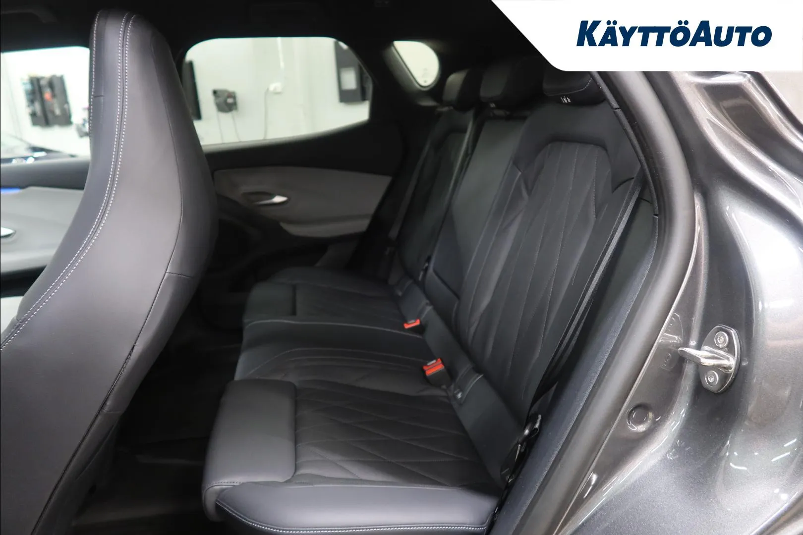 Ford Capri ZPS-552 carousel image