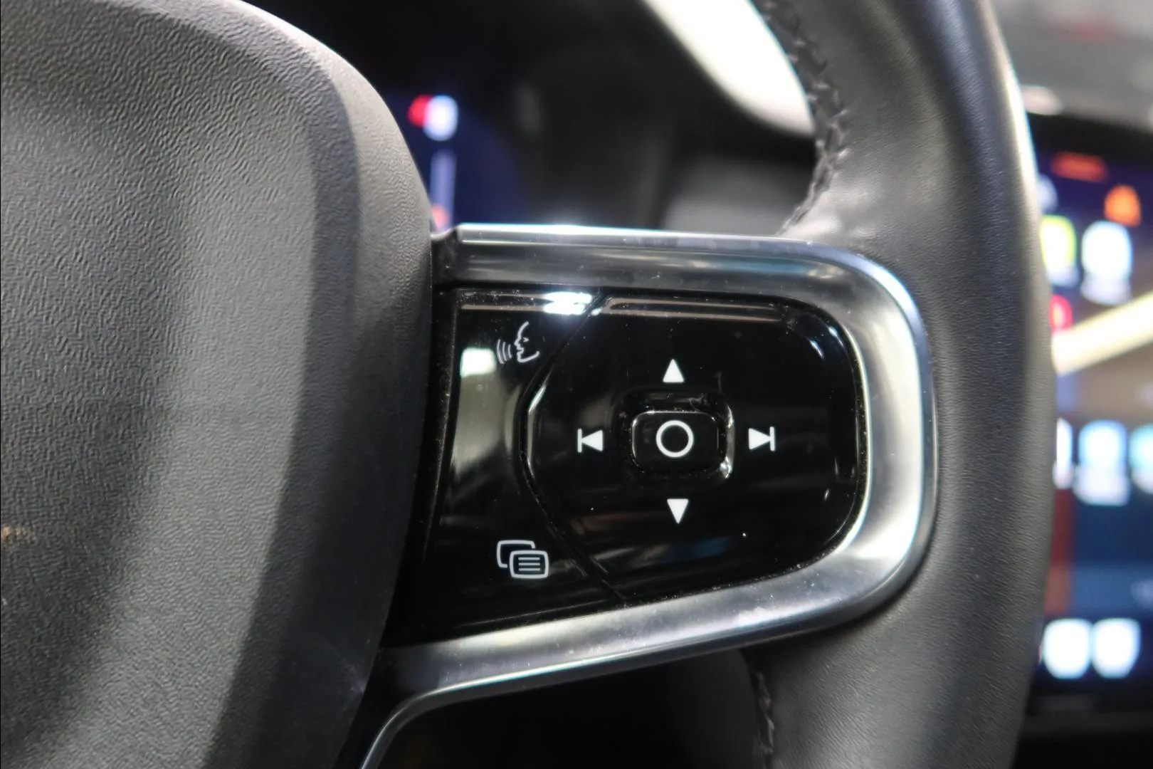 POLESTAR 2 XRO-206 carousel image